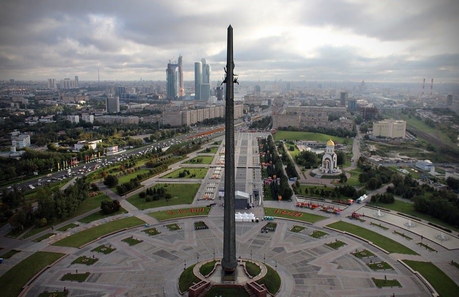 Алшия Хусаинова о высоте памятника ВОВ